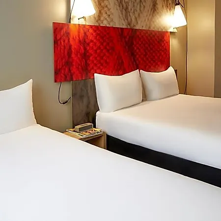 Ibis 3*