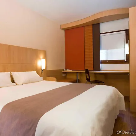 Ibis 3*