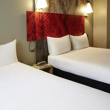 호텔 Ibis 3*