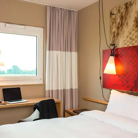 Hotel Ibis 3*